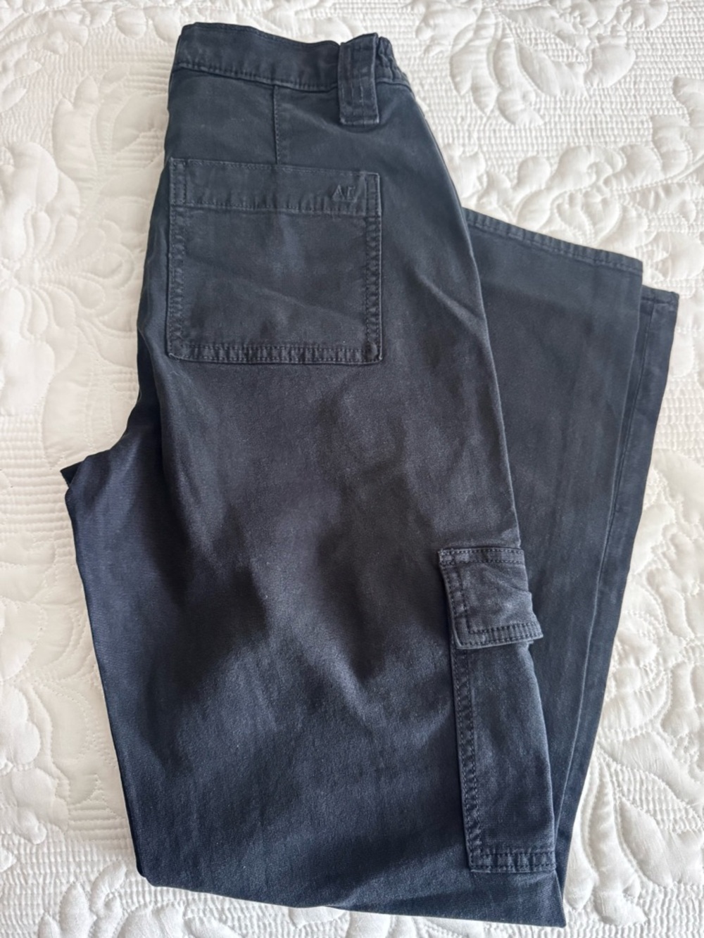 American Eagle Outfitters Black Cargo Pants - Picture 4 of 4